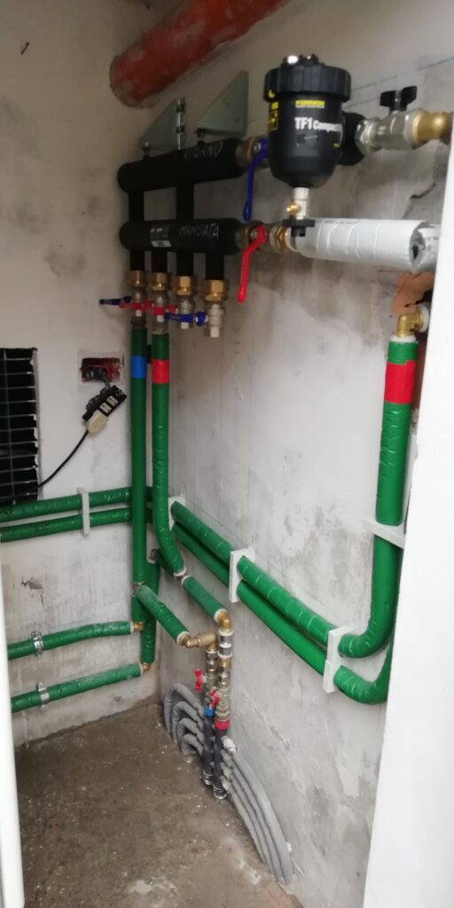 Realizzazione di impianto idraulico in polipropilene a parete a Roma