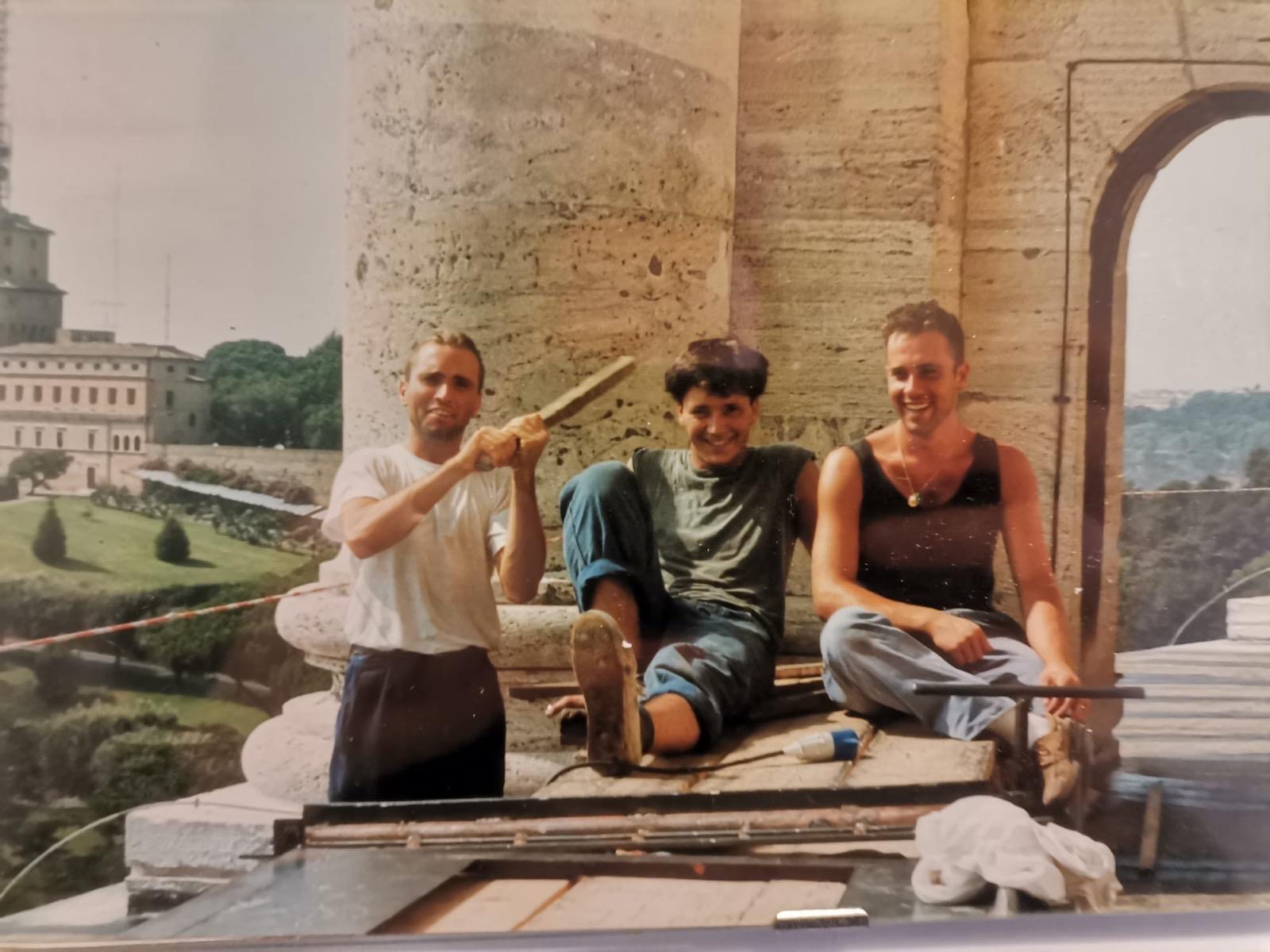Marco con Enrico Poggi sul cantiere della Croce di San Giovanni a Roma